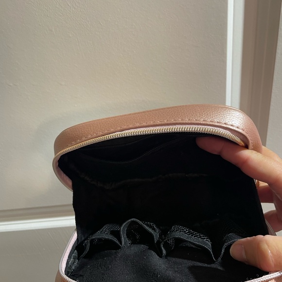 Cosmetic Bag Set - Picture 4 of 10